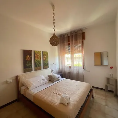1 Apartment *